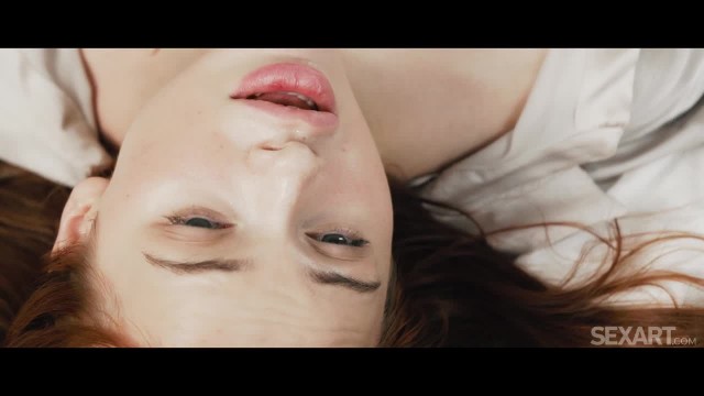 Шикарный секс всегда начинается с нежных поцелуев